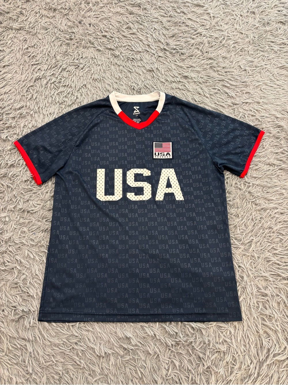 Striker Men USA Blue V-Neck Short Sleeve Jersey Large American Soccer Athleisure